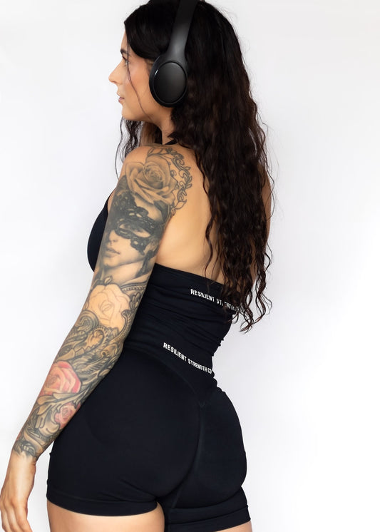 Contour Shorts - Black