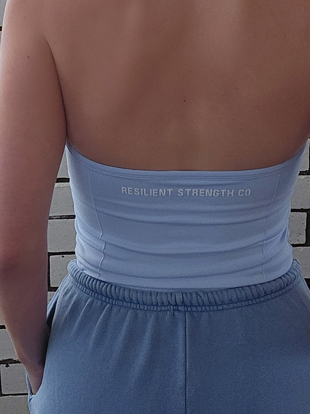 Contour V Neck Halter