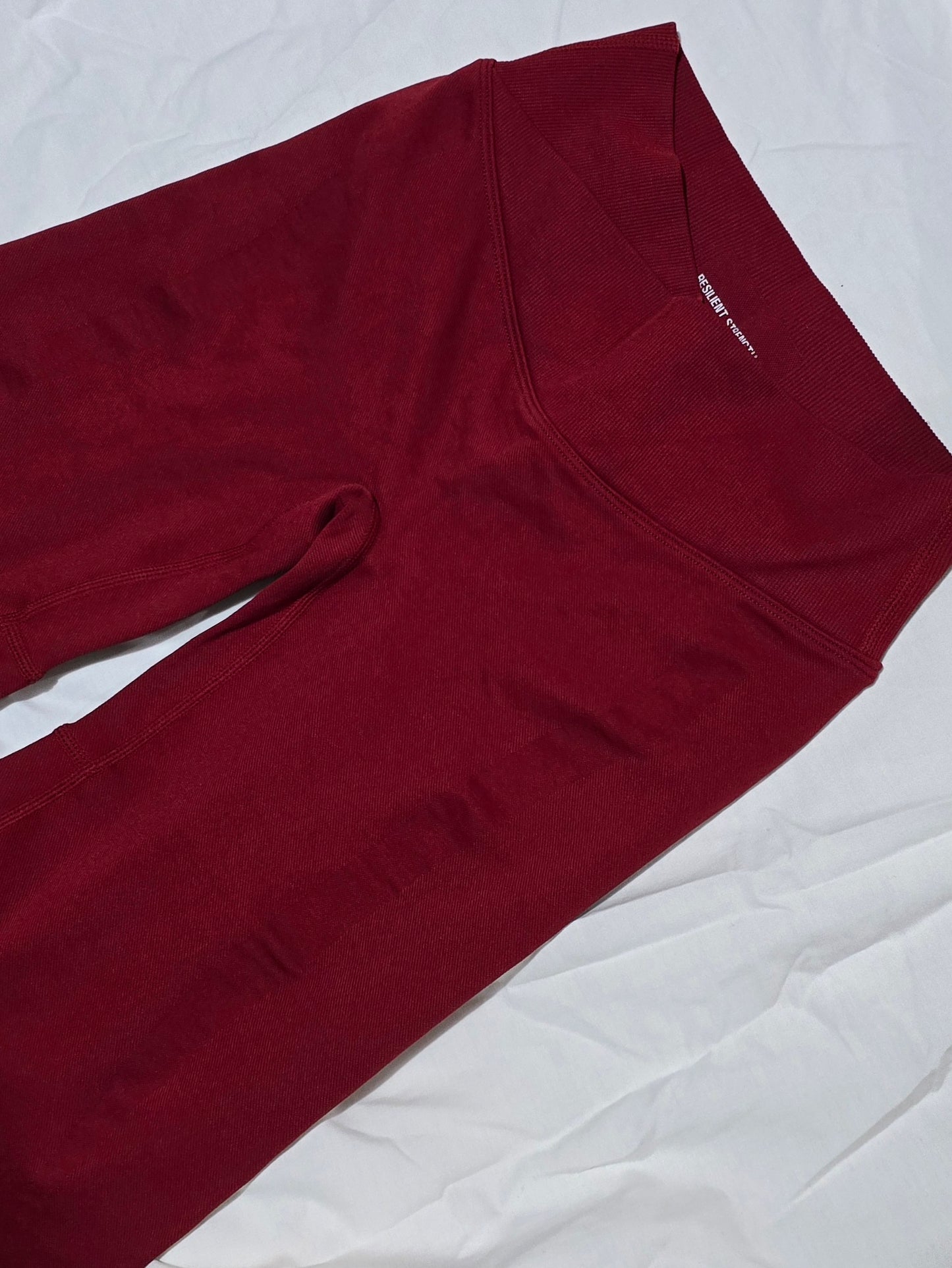 V-Front Flow Leggings - Deep Red