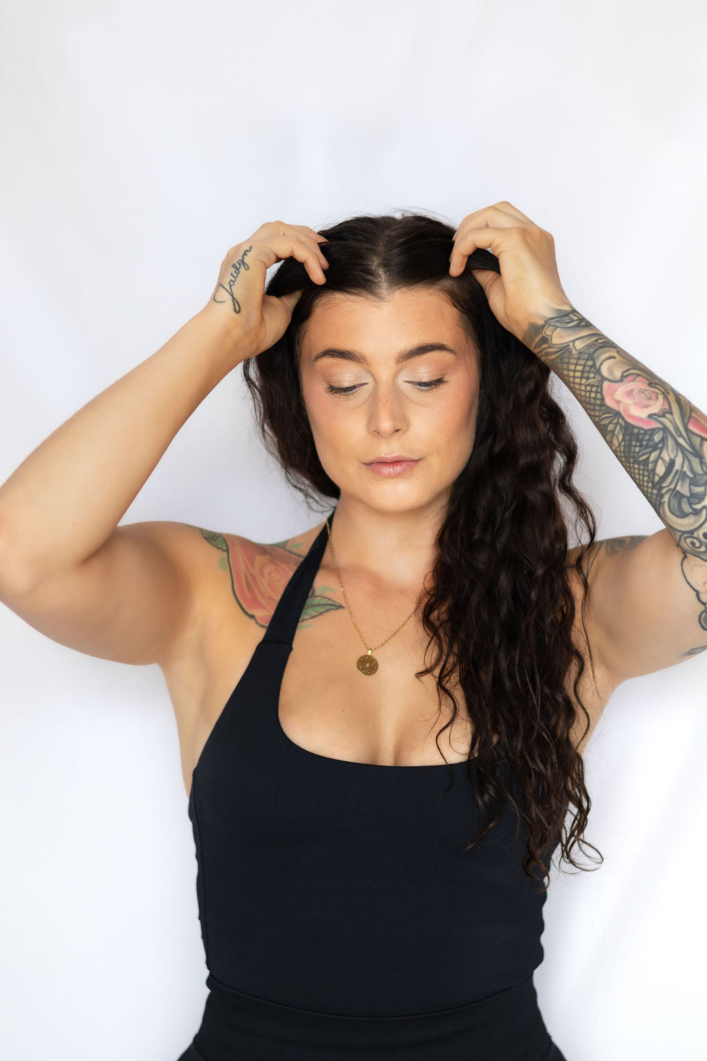 Contour Halter Neck - Black
