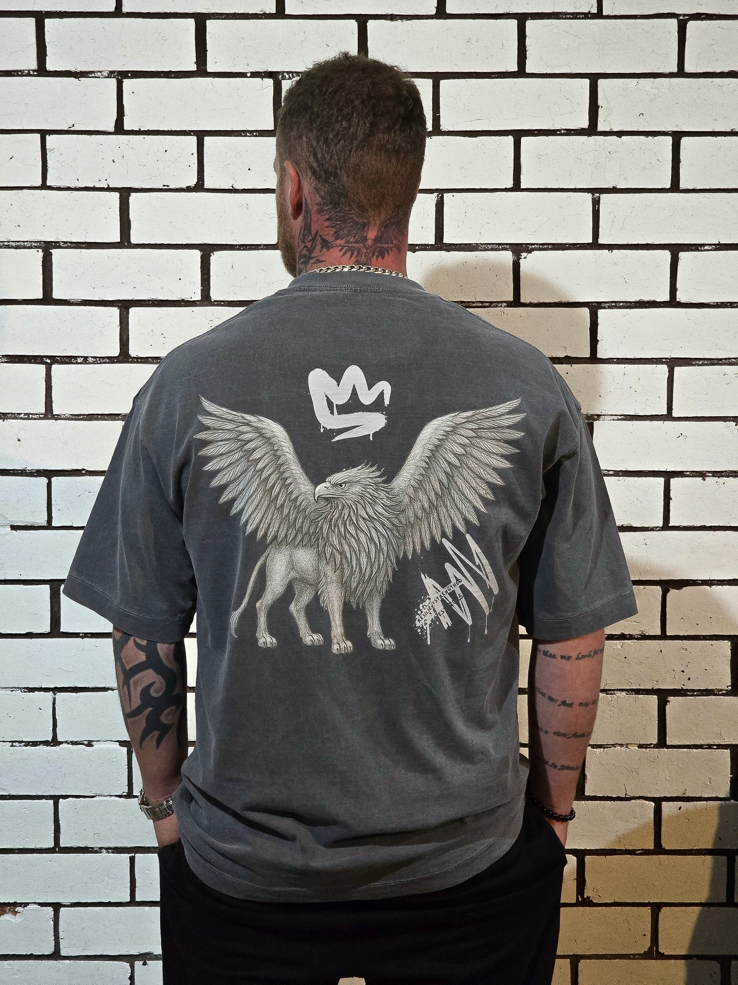 Griffin Tee